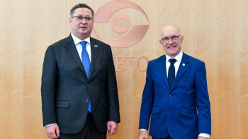 Фотография к новости: Министр Венада халықаралық ұйым басшыларымен кездесті