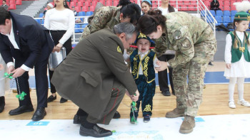 Фотография к новости: Әскери қызметшілер Мәдениет және ұлттық дәстүрлер күнін атап өтті