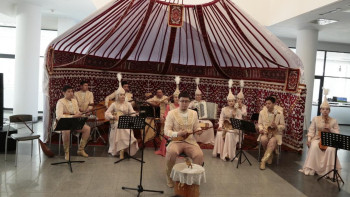 Фотография к новости: Астанада «Ұлттық аспаптар әлеміне саяхат» кеші өтті