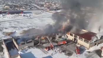 Фотография к новости: Астанада ойыншықтар қоймасынан шыққан алапат өрт сөндірілді