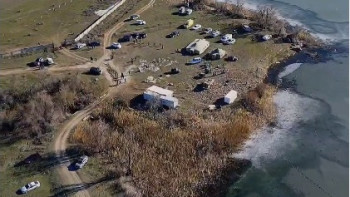 Фотография к новости: Алматы облысында 3 жасар қызды іздеуге 300 адам шықты