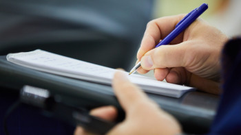 Фотография к новости: 2025 жылы жалпыға бірдей декларацияны қанша адам тапсырады?