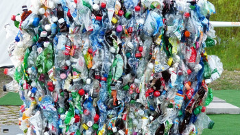 Фотография к новости: Жетісуға қатты қалдықтарды өндейтін зауыт қажет