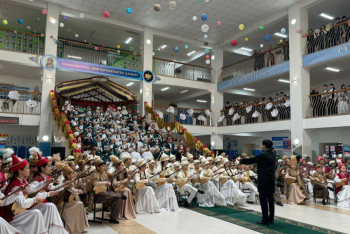 Фотография к новости: Бір мезетте бір миллион домбырашы күй шертті