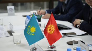 Фотография к новости: Қазақстан мен Қырғызстан спорт саласындағы өзекті мәселелерді талқылады