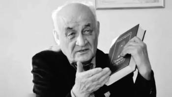 Фотография к новости: Мемлекет басшысы жазушы Медеу Сәрсекенің отбасына көңіл айтты