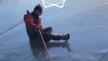 Фотография к новости: Ертісте мұз жарылып, 11 жастағы баланы ағыс алып кетті