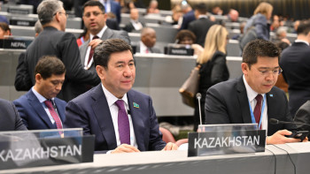 Фотография к новости: Қошанов шетелдік әріптестеріне елімізде жүргізіліп жатқан реформалар туралы айтты