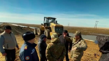 Фотография к новости: Жарма ауданында суды бұру жұмыстары жүргізілуде