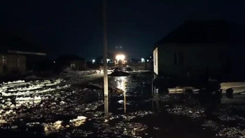 Фотография к новости: Қояндыда қар суын тазалау жұмыстары жалғасуда