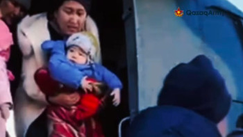 Фотография к новости: Қорғаныс министрлігінің ұшқыштары апатты аймақтарда 100-ден астам адамды эвакуациялады