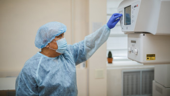 Фотография к новости: Онкологтар қарағандылықтарды тегін тексеруден өткізеді