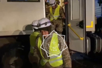 Фотография к новости: Қобда елді мекенінде құтқарушылар қалай жұмыс істеп жатқаны белгілі болды