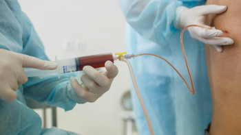 Фотография к новости: Ген, экология, тағам сапасы мен су: Қан обырына не себеп болуы мүмкін