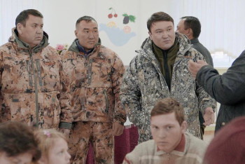 Фотография к новости: Депутат Мақсат Толықбай Ақтөбе облысындағы су басқан ауылдарға барды