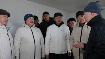 Фотография к новости: Су тасқыны: «AMANAT»-тың депутаттары тұрғындармен кездесті