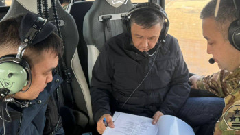 Фотография к новости: ТЖМ синоптиктермен бірге Есіл және Нұра өзендерін тексерді