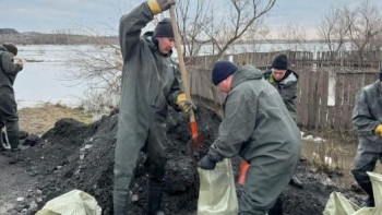 Фотография к новости: Академия курсанттары су тасқынына қарсы іс-шараларға қатысты