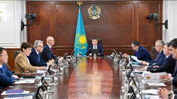 Фотография к новости: "Ешкім назардан тыс қалмайды". Бектенов зардап шеккен тұрғындар жайлы айтты