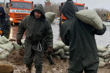 Фотография к новости: Ақтөбе облысында 51 305 текше метр су сорылды