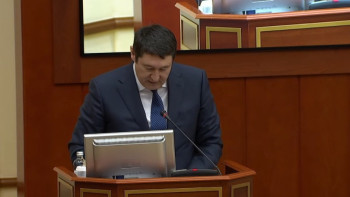 Фотография к новости: "Жарықты ойына келген бағамен сатады". Депутат трансформатор иелері әрекетін реттеуді сұрады