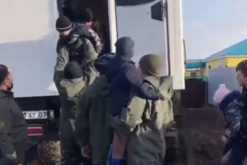 Фотография к новости: Су тасқыны. БҚО-да 31 адам уақытша орналастыру пункттеріне жеткізілді