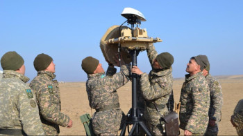 Фотография к новости: Десанттық-шабуылдау әскерлері барлау кешенін атыста сынап көрді