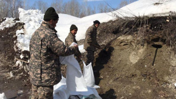 Фотография к новости: Өңірлерде мұз жару жұмыстары жүргізілді