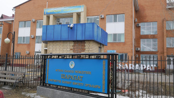 Фотография к новости: Астанада "Қарттарға қуаныш сыйла" акциясы ұйымдастырылды