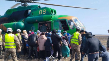 Фотография к новости: Ақтөбе облысы Бесқопа ауылының тұрғындары эвакуацияланды