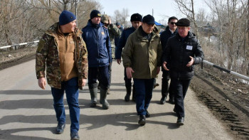 Фотография к новости: Ахметжанов Зеренді ауданындағы су тасқыны жағдайын тексерді