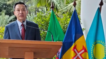 Фотография к новости: Қазақстанның туы Мадейрада желбіреді