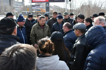 Фотография к новости: Су тасқыны: Ақмолада 20-ға жуық кәсіпорын су тасқынын жоюға көмек көрсетеді