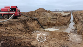 Фотография к новости: Павлодар облысы Шарбақты ауданында ұзындығы 800 м траншея қазылды