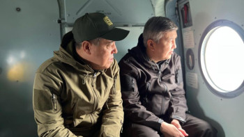 Фотография к новости: Байбазаров БҚО-дағы су тасқынына қарсы атқарылып жатқан жұмыстармен танысты