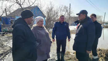 Фотография к новости: СҚО әкімі су келген ауылдың тұрғындарымен кездесті