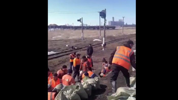 Фотография к новости: Табиғи апатпен күреске 23 мыңға жуық теміржолшы жұмылдырылды