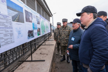 Фотография к новости: Бектенов: Президент су тасқынымен күреске барлық күшті жұмылдыру міндетін қойды