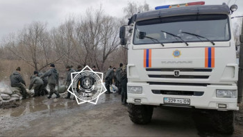 Фотография к новости: Қарағандылық құтқарушылар солтүстік өңірге көмекке барды