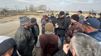 Фотография к новости: Су тасқыны. Зардап шеккендерге біржолғы материалдық көмек көрсетілді