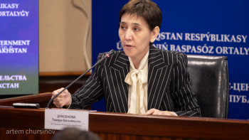 Фотография к новости: Су тасқынынан зардап шеккен өңірлердің балалары "Дарын" және НЗМ-де оқиды