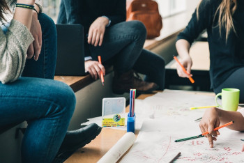 Фотография к новости: Су тасқыны студенттердің сабағына қалай әсер етті