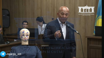 Фотография к новости: "Басына соққы жасалған". Сарапшы Нүкенованың қалай жарақат алғанын көрсетті