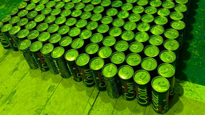 Шымкентте "Cola" сусынынан 90 литрден аса есірткі табылды