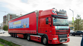 Фотография к новости: Су тасқыны. Еріктілер 1713 тоннадан аса гуманитарлық көмек жинады