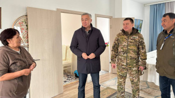 Фотография к новости: Жұманғарин Ақтөбенің ТЖ жарияланған ауылына барды