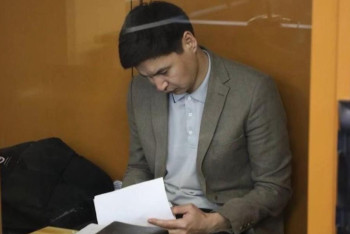 Фотография к новости: "Жиһаздар сынып жататын". Байжанов Нүкенова мен Бишімбаевтың жанжалы туралы