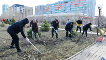 Фотография к новости: Ақтөбеде абаттандыру ережесін бұзғандарға айыппұл салынып жатыр