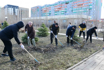 Фотография к новости: Ақтөбеде абаттандыру ережесін бұзғандарға айыппұл салынып жатыр
