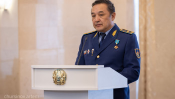 Фотография к новости: Ұлттық қорғаныс университеті магистранттары Айымбетовпен кездесті